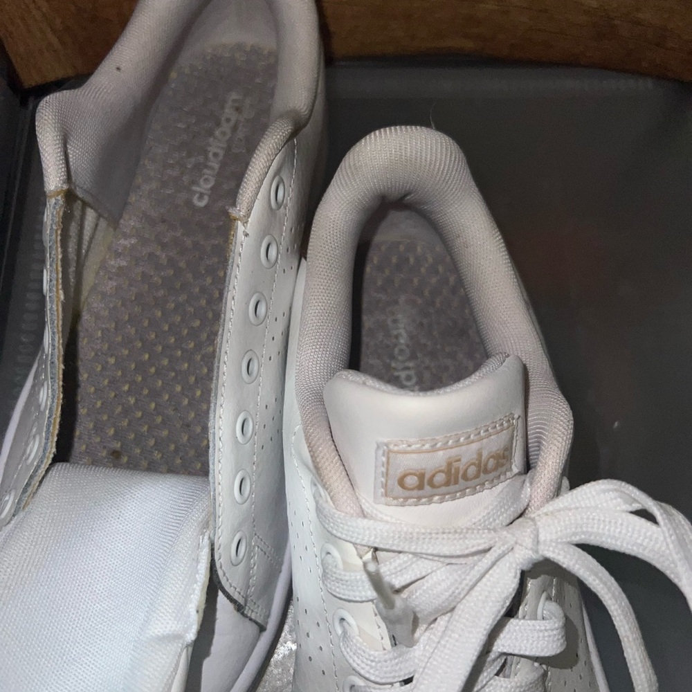 Adidas Advantage Cloud White/Copper Metallic Shoe - image 4